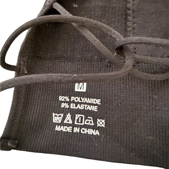 Black Strappy Sports Bra - Picture 3 of 3